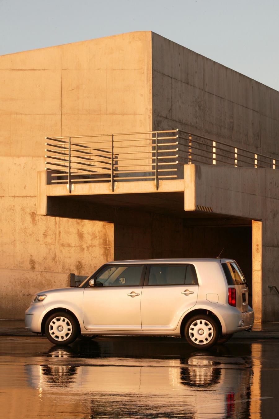  Scion xB 2007 года  (фото 124 из 221)